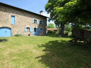 Gîte rustique avec grand terrain près de Lapte, à 5 km du barrage de Lavalette - FR-1-582-147